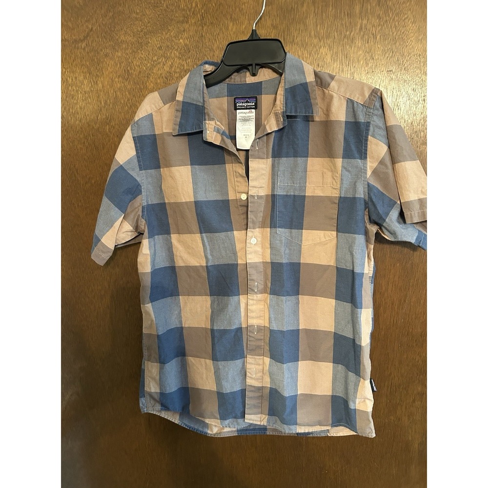 Patagonia Fezzman Short Sleeve Organic Cotton Plaid Button Down Shirt, Sz M
